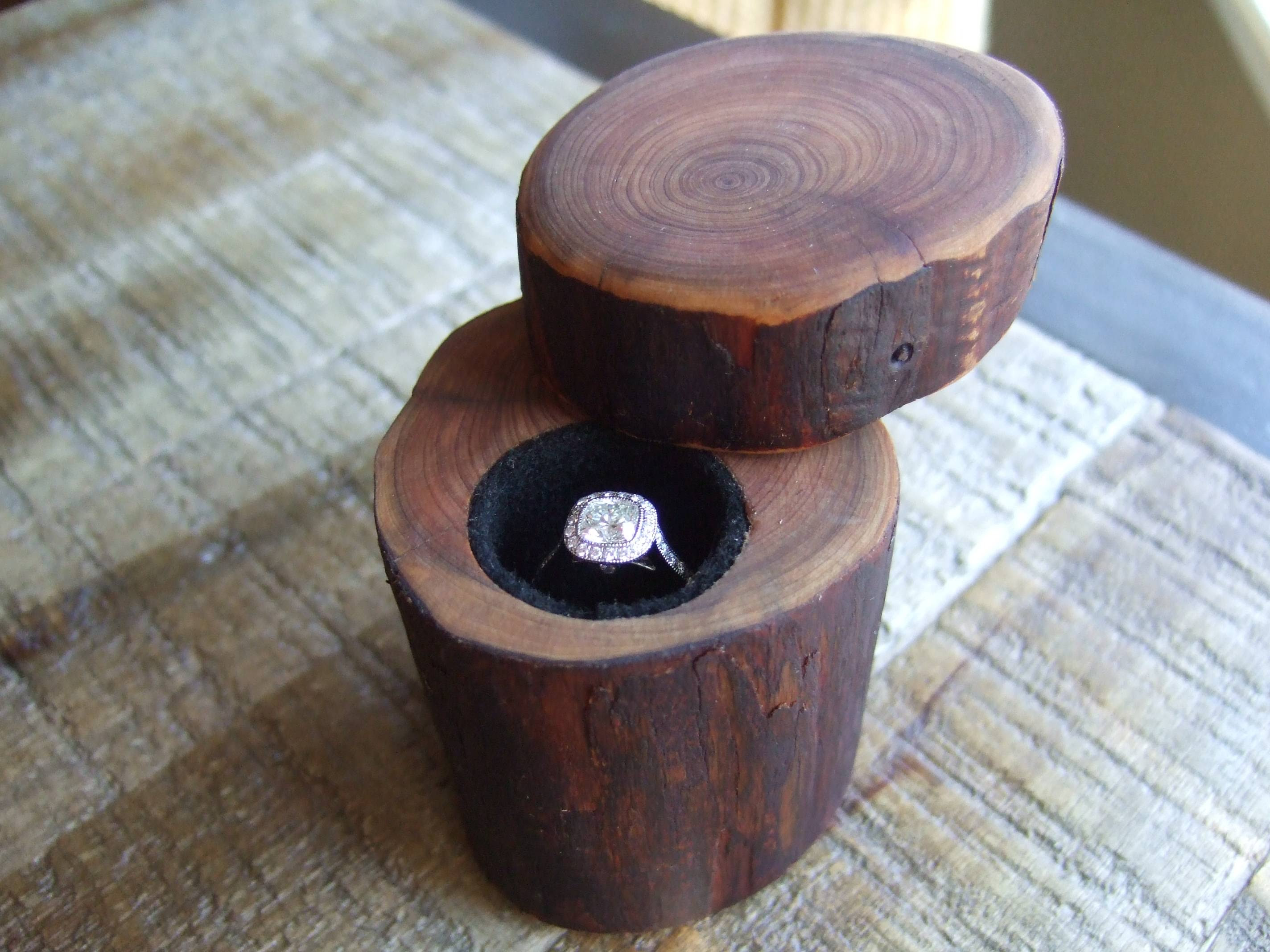 DIY Wedding: Engagement Ring Box Made Out Of A Tree Branch 