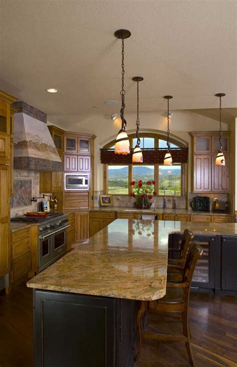 While there is no one definition of mansions by size, a good rule of thumb is 5,000 square feet. Luxury House Plan- Craftsman Home Plan #161-1017 |The Plan