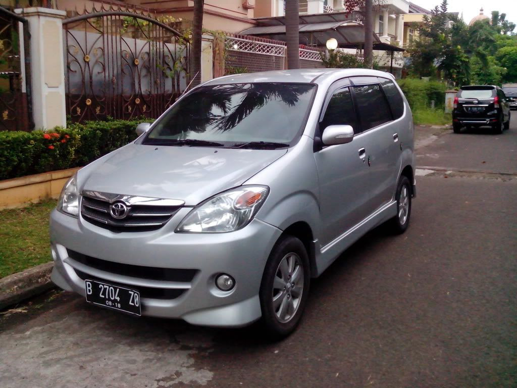 Bekas Avanza S 2008