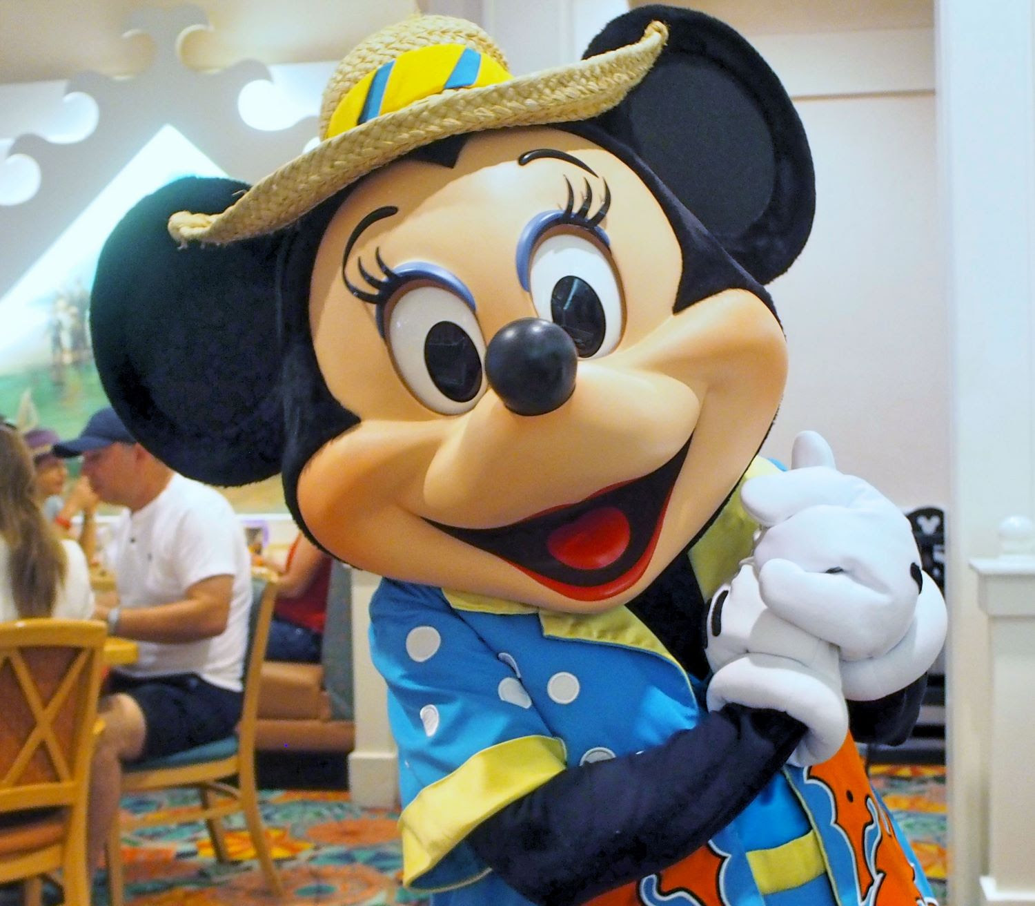 ºoº ケープメイカフェにいるミニーちゃんがもうホントに小さくてすっごいかわいいー 6日目 Wdw旅行記18 ºoºダッフィーチャンネル動画レポート