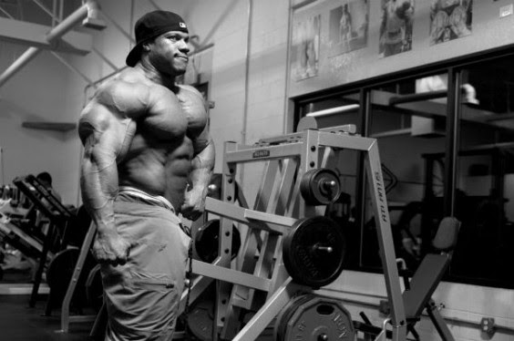 From Mani-Pedis to Mind Games: In the Gym with Bodybuilder ...