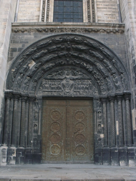 Timediver Saint Denis Basilika Kathedrale