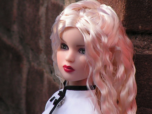 Blond by Royalty.Girl