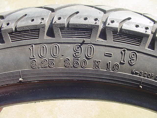 BMW motorcycle tire repair, change, wheel removal, dismounting, flat