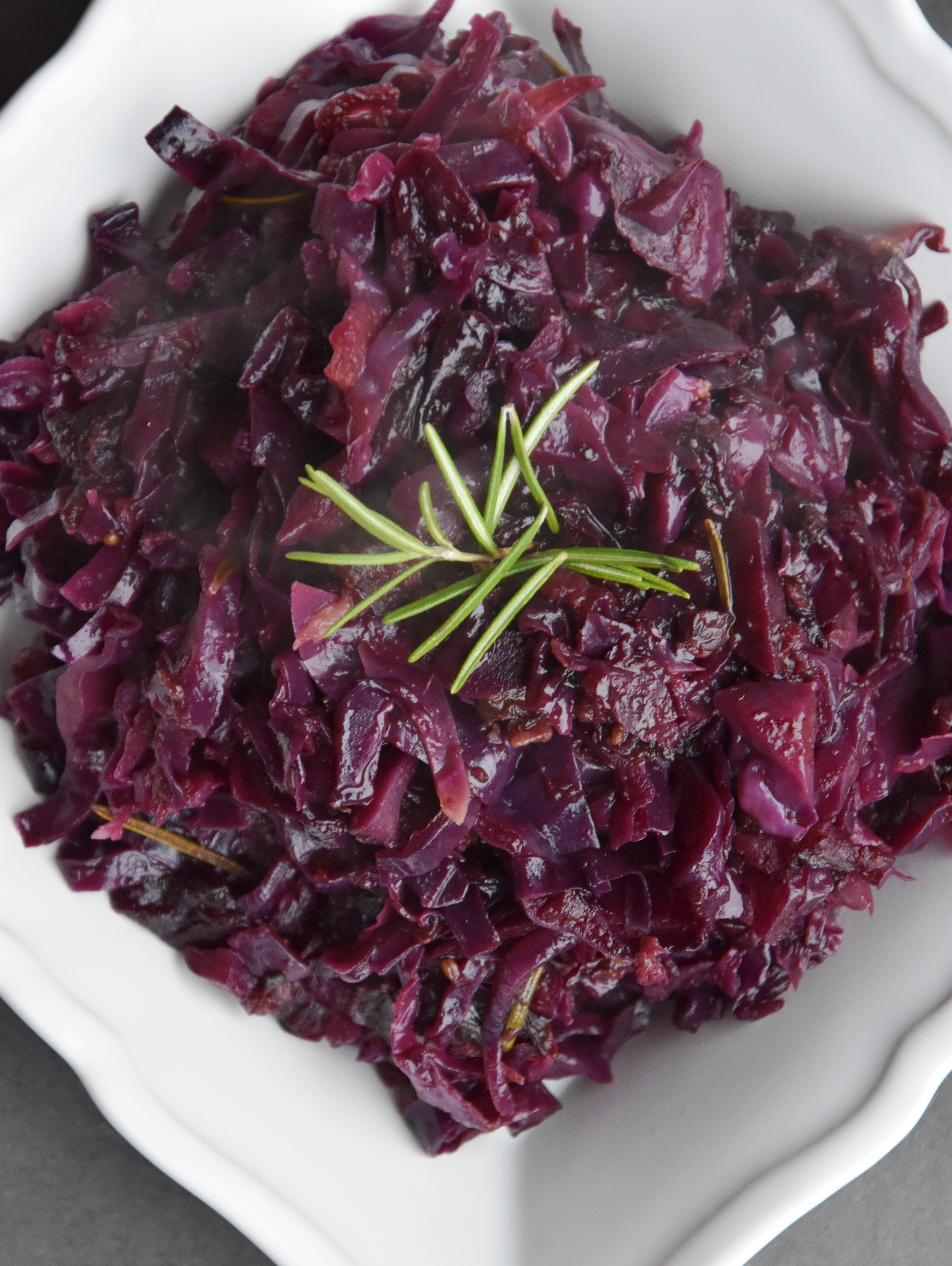 Cathetoiles Fr Chou Rouge Braise Aux Pommes Romarin Et