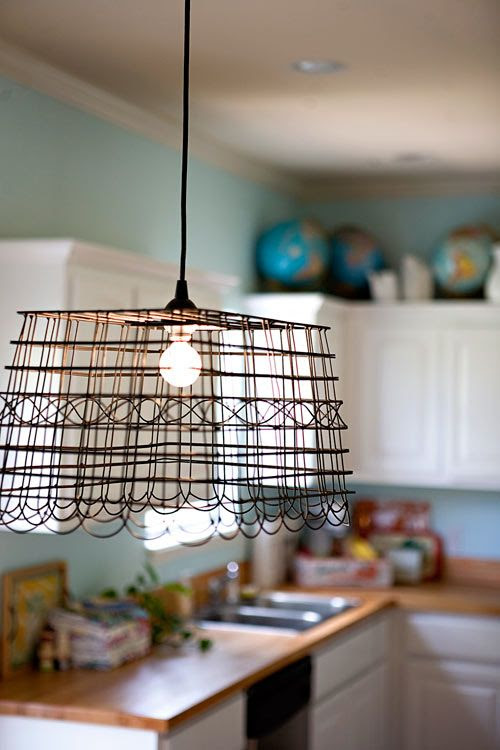 DIY Lampshades from Vintage Metal Baskets. Brilliant! #diy #lampshade #vintage #lighting