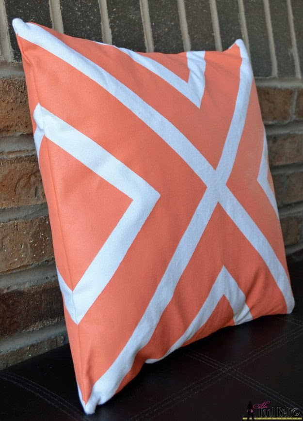 painted pillow tutorial