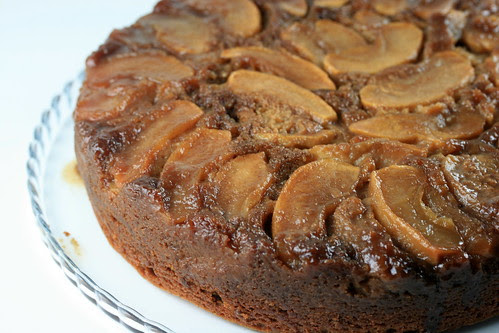 Gingerbread Apple Upside-Down Cake