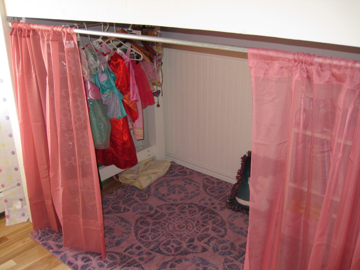 Junior Bunk Bed with curtains and dress area | Do It Yourself Home ...