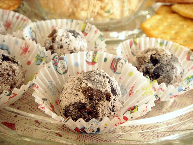Oh Nuts Pistachio Rum Balls
