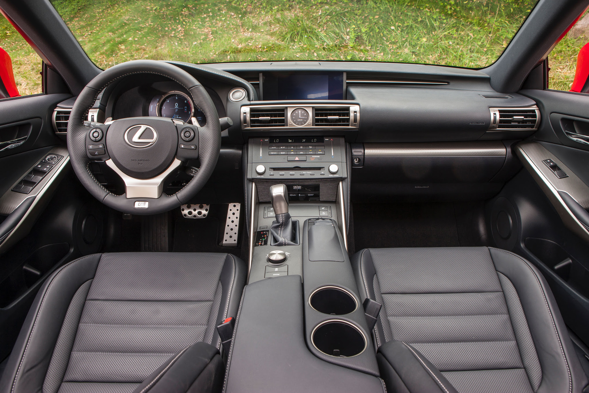 2016-Lexus-IS-200t-F-Sport-interior