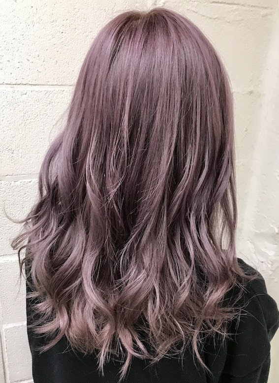 ピンクヘアカラー ピンクにしてみたい方の参考カラー写真 ピンクヘアグラデーションカラー インナーカラー ハイライトカラー Sherry 原宿美容室