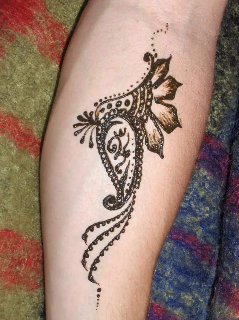 20 Cool Small Henna Designs Pictures 2019 SheIdeas 20 Cool Small Henna Designs Pictures 2019 SheIdeas