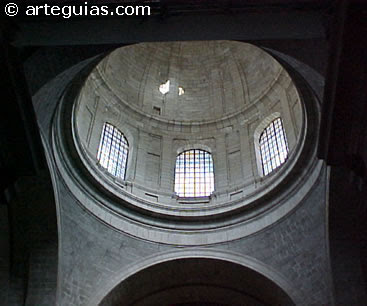 Cúpula de la iglesia. Monasterio de El Escorial