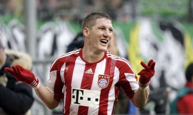 Bastian Schweinsteiger - Weltmeister Bastian Schweinsteiger Wird Mitglied Bei Arabella Golf Mallorca Panorama News Auf Golf De : Born 1 august 1984) is a german former professional footballer who usually played as a central midfielder.