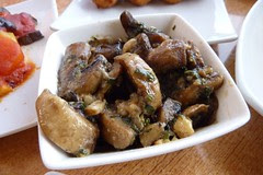 Champiñones salteados