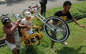 [Image: para-pecinta-sepeda-ceper-1.jpg?w=279&h=175]