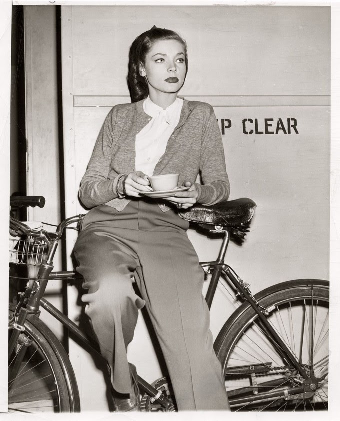 bikesandbabes:

lauran bacall.
