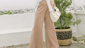 Baju Ke Pantai Hijabers - 9 Ide Gaya Ootd Hijab Pantai Anggun Dan Modis