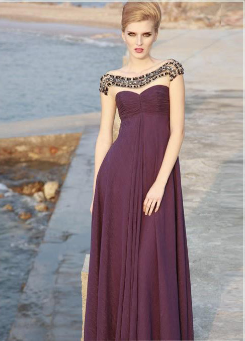 فساتين حفلات قصيرة وطويلة ناعمة