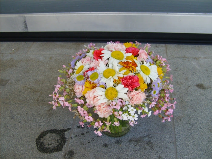 Buchet Flori De Camp Margarete Aranjament Floral