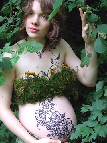 34 weeks pregnant. 34 weeks pregnant painted