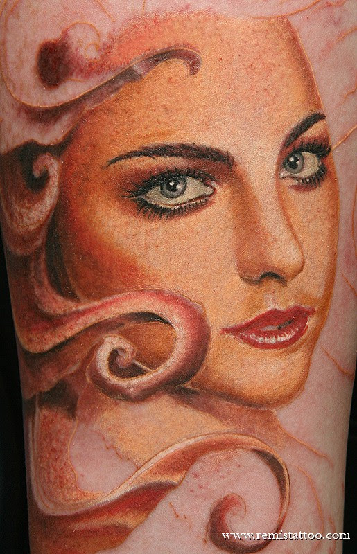 tattooed girl