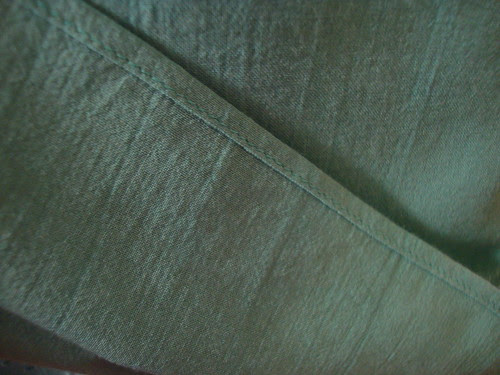New Look 6843 view E-ish:  LOVE my rolled hem foot for the lining.  LOVE.