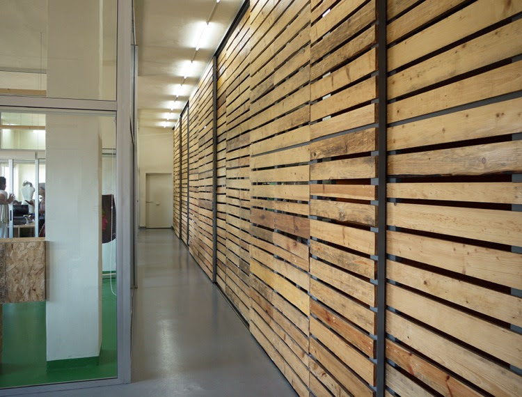 Recycled Wood Pallets Stack up for Fashion Designers in Beirut ...