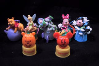 東京ディズニーシーオープン記念 東京ディズニーシーボトルキャップ 全10種 01年9月4日 東京ディズニーシー 東京ディズニーランド ２００２年 ２００３年 ミッキー マウス ２００円 ミニー マウス ２００円 ポルート ２００円 グーフィー ２００円