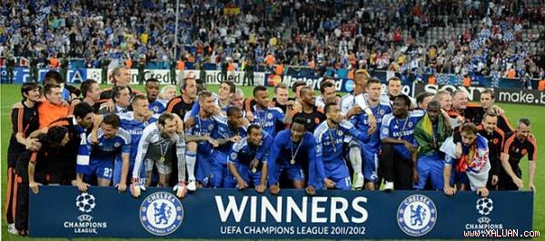 Tự truyện Drogba: Cái kết cho kẻ bạc đãi công thần