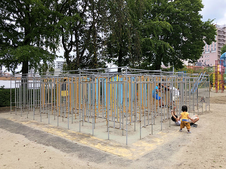 仙台駅から徒歩10分でいける広々公園 榴岡公園 榴ヶ岡駅 せんだいマチプラ