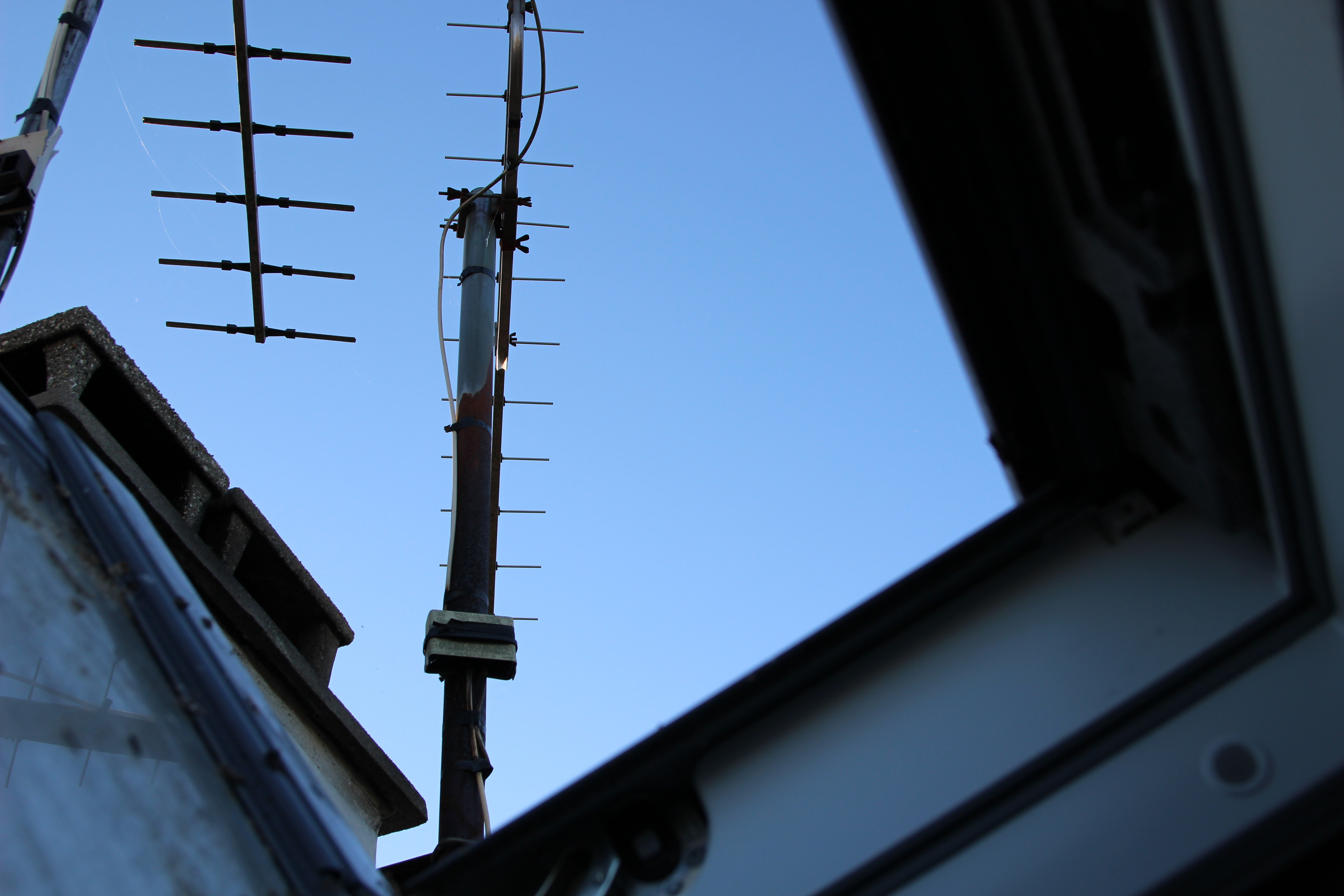 TVNT.net - Le forum de la TNT • Plus de signal sur les TV, du jour au  lendemain : Réception de la TNT en maison individuelle