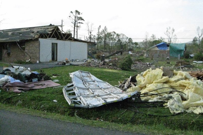 Mena Tornado 2009 48
