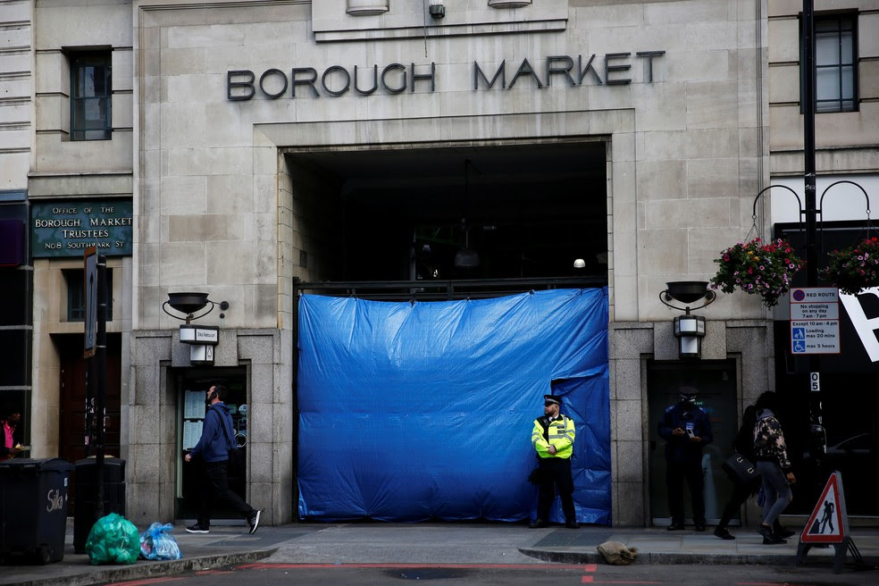 Fachada do Borough Market, fechado desde ataque terrorista no sábado (3) (Foto: REUTERS/Stefan Wermuth)