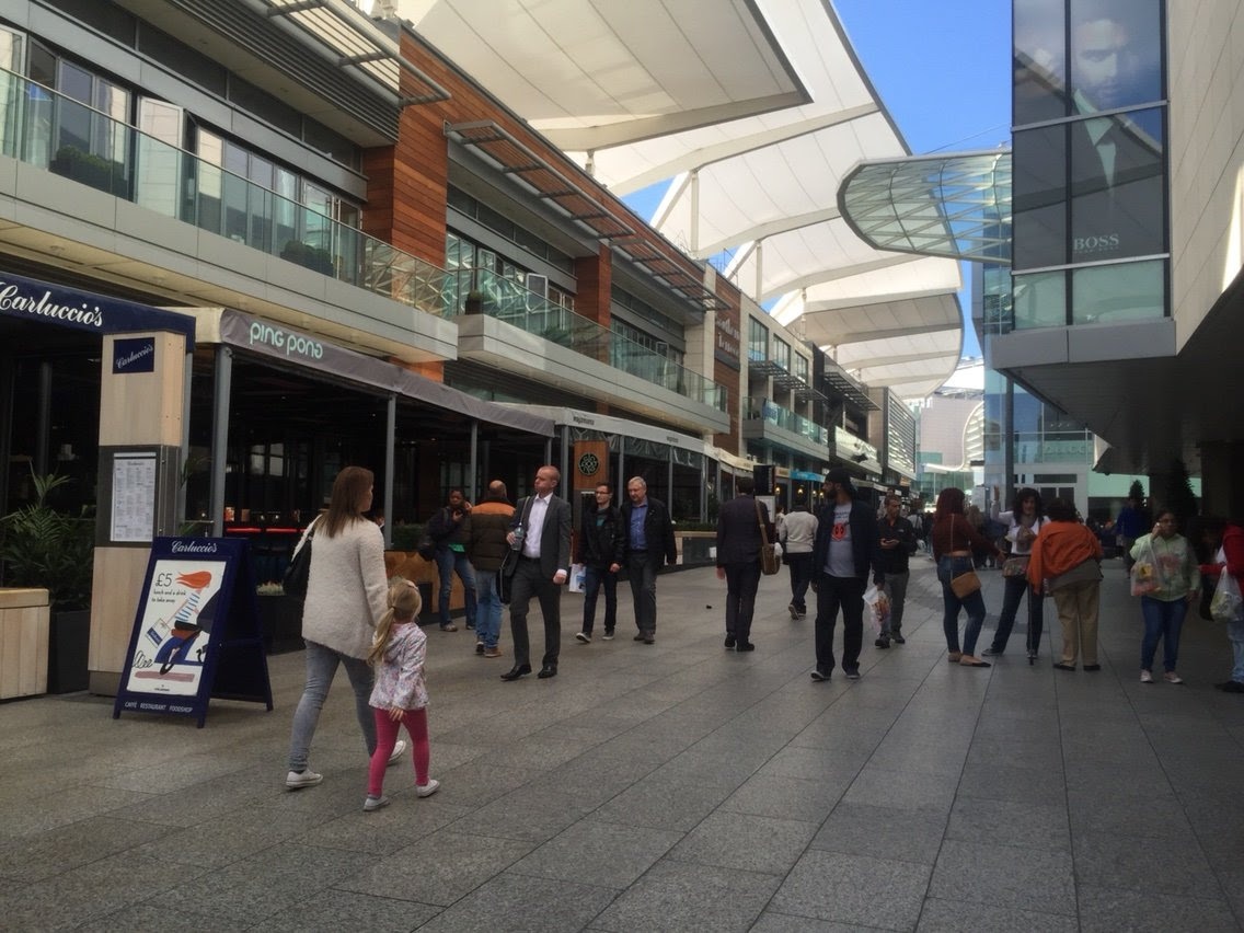 ロンドン郊外の大型ショッピングモール ウェストフィールド ロンドンへ ロンドンに住むことになりまして