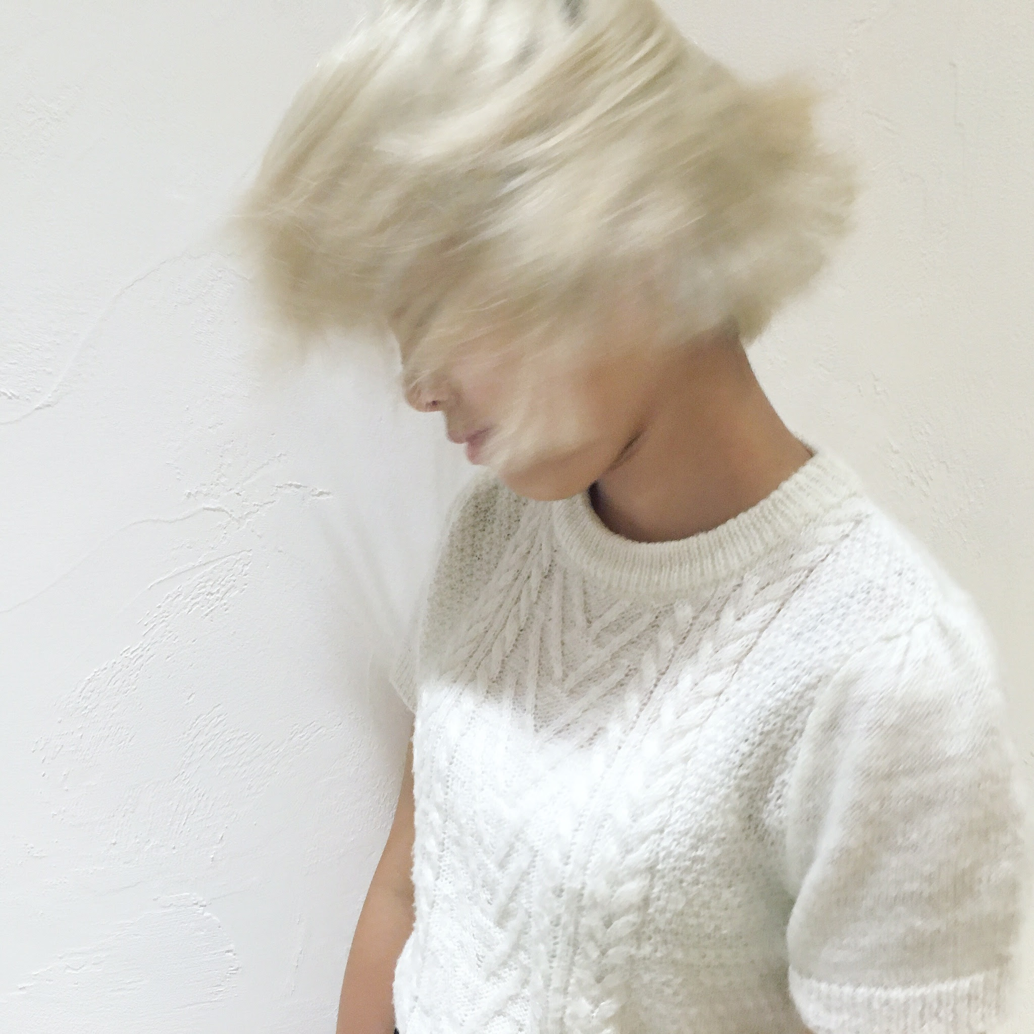 日本人でも白い髪になれる 本気で髪を白くした結果 表参道のlomaliaで働く美容師 ヘアメイク泉脇崇 ワッキー のブログ