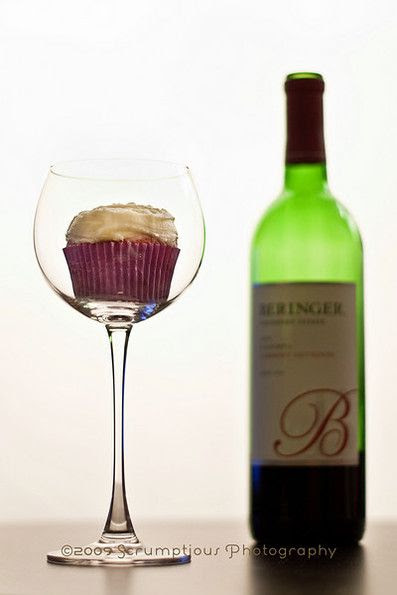 Red wine cupcakes for adult birthdays