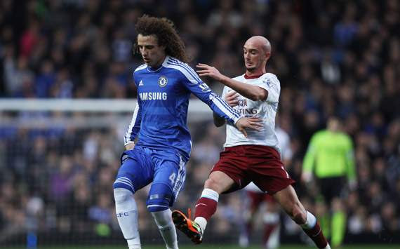 EPL - Chelsea v Aston Villa, David Luiz  and Stephen Ireland 