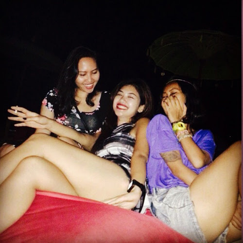 Della Adik Julia Perez Bikini HOT Seksi di Lombok, Intip Koleksi Foto-fotonya http://ift.tt/20kt43r - Berita Adik Julia Perez Terkini Terbaru Hari Ini - Adik Julia Perez, Della tengah jadi pusat perhatian belakangan ini. Ibu dua anak ini baru saja liburan ke Kepulauan Gili, Lombok dengan teman-temannya. Ia memakai bikini seksi yang membuktikan bahwa dirinya tidak kalah seksi dengan sang kakak.