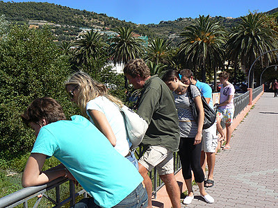 sur le pont de la Roya.jpg