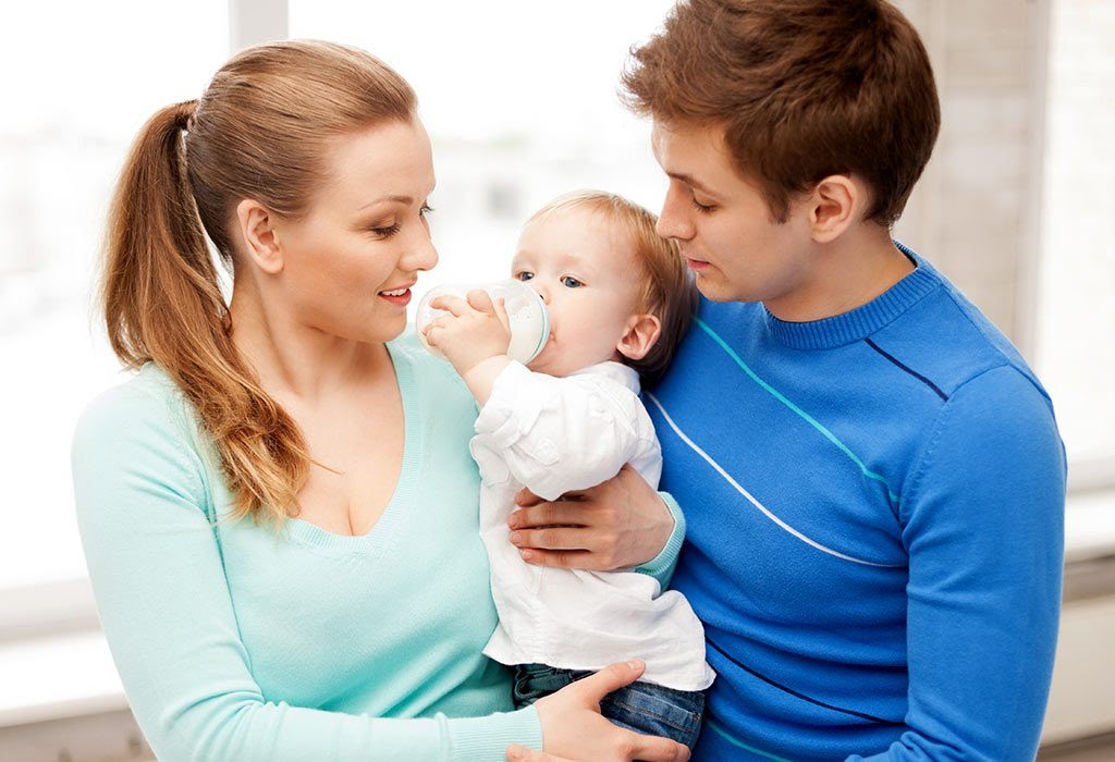 When Can Babies Start Holding Bottle On Their Own