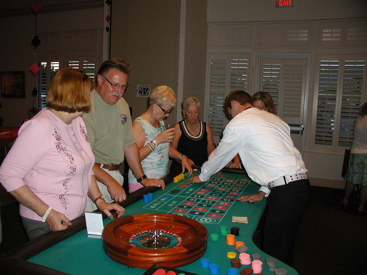 Magnificent Casino Theme Retirement Party 1500 x 1125 · 155 kB · jpeg
