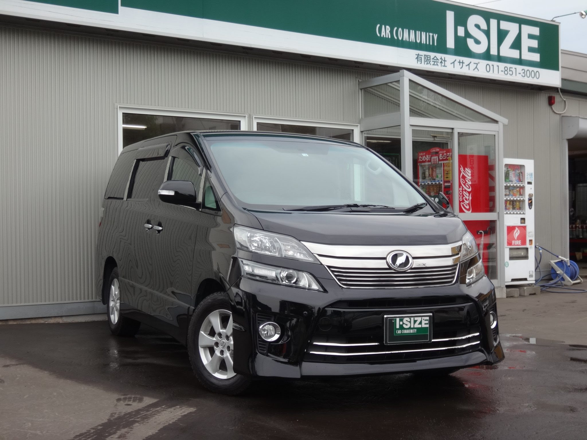 ｔｏｙｏｔａ トヨタ ｖｅｌｌｆｉｒｅ ヴェルファイア ３ ５ｚ 買取にて入庫 中古車 スポーツカーのイサイズ