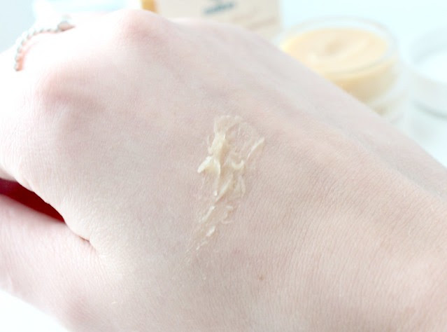NUXE Reve de Miel Lip Balm Review 7.jpg