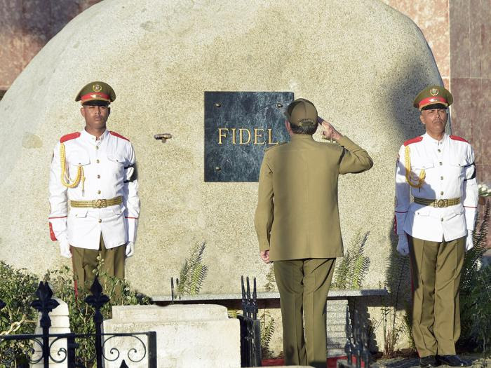 Raúl en Santa Ifigenia