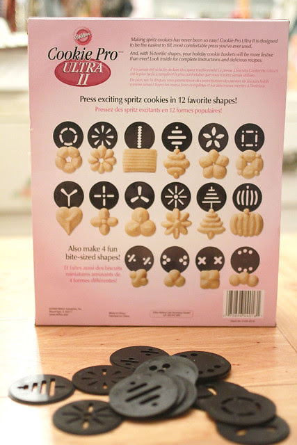 Strawberry Chocolate Chip Cookies & Cute Cookie Press