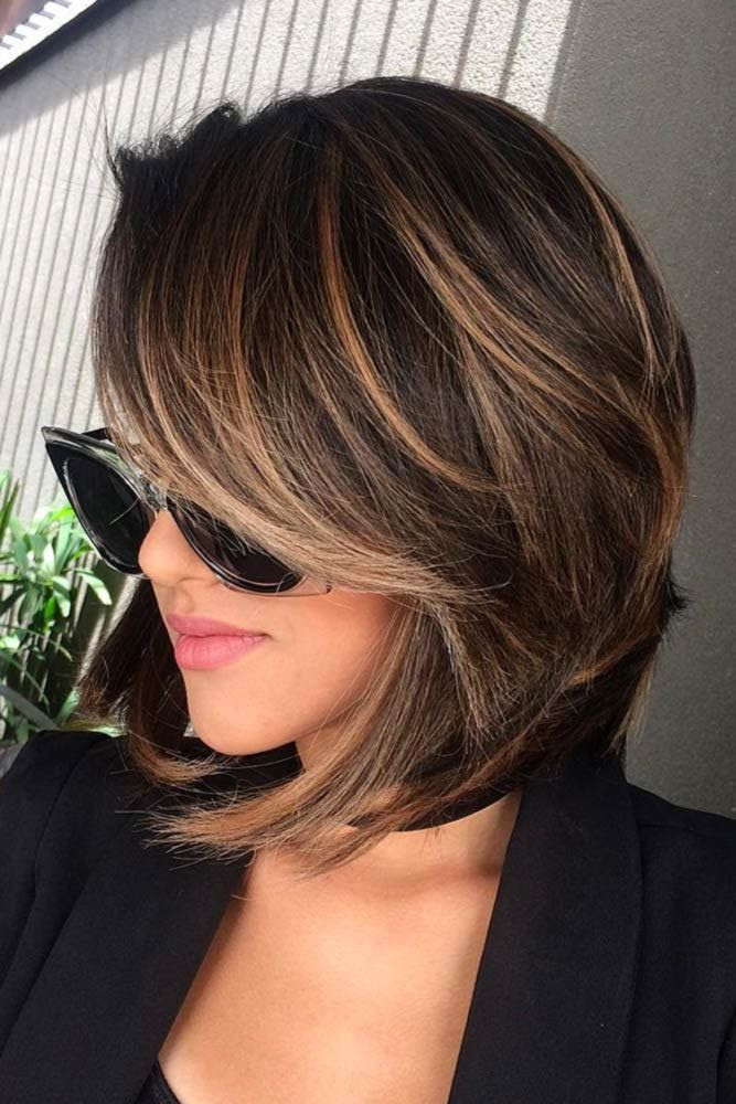 24 Coolest Short Hairstyles With Highlights Haircuts Hairstyles 2021