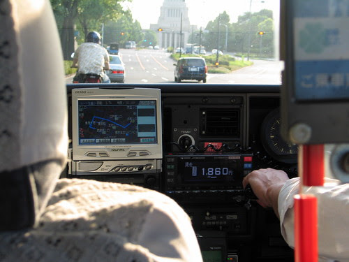 Flickr: joncheng - tokyo cab