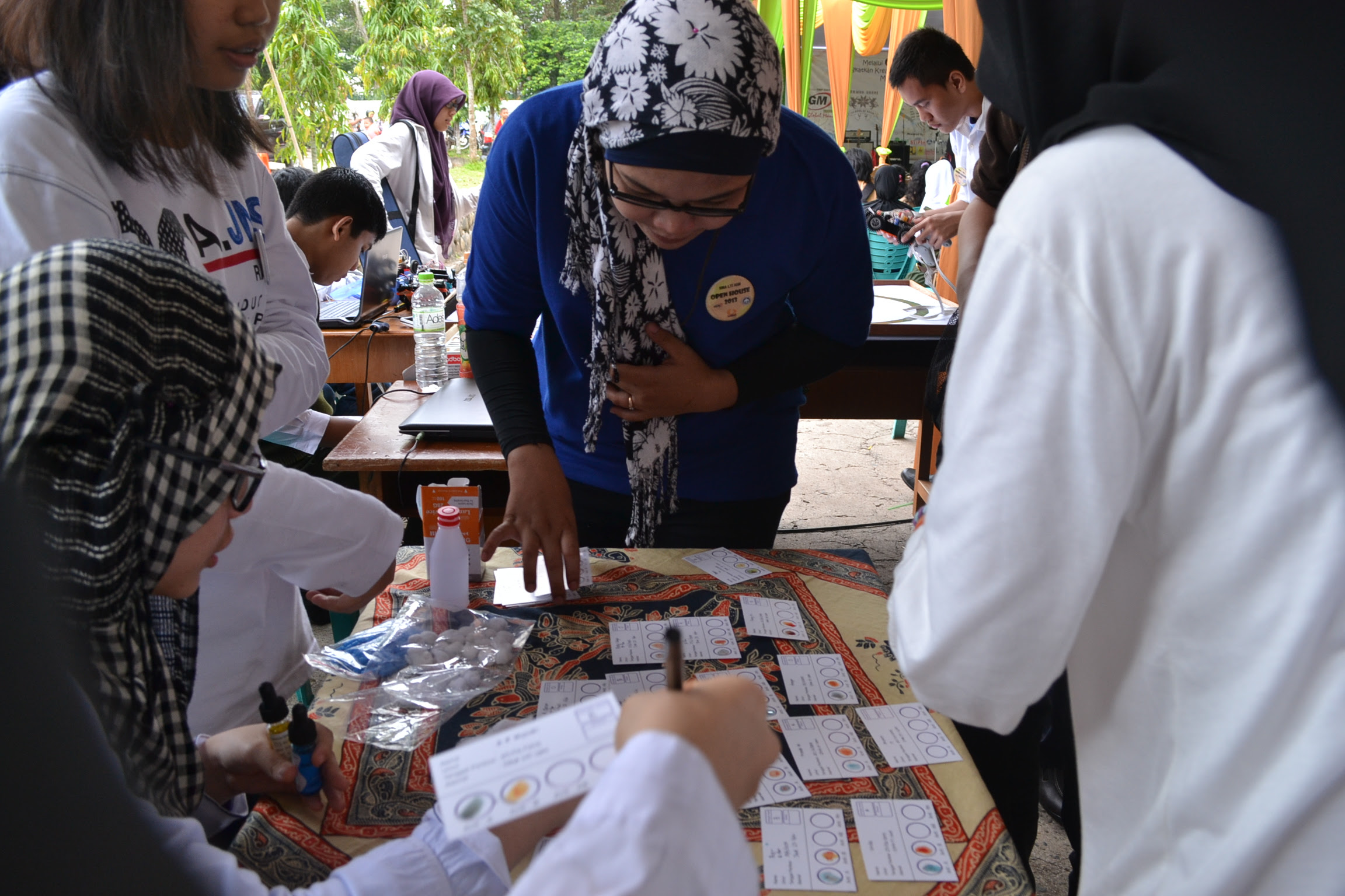 Tes Golongan Darah di SMA LTI IGM Palembang  BETTY KURNIATY